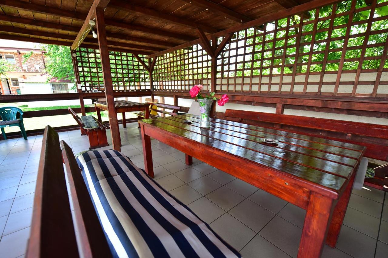 Vila Maya Vama Veche Exterior photo